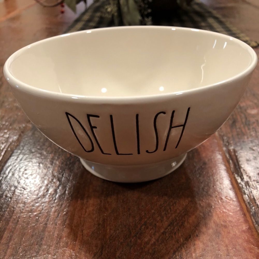 𝅺rae Dunn new delish small bowl.